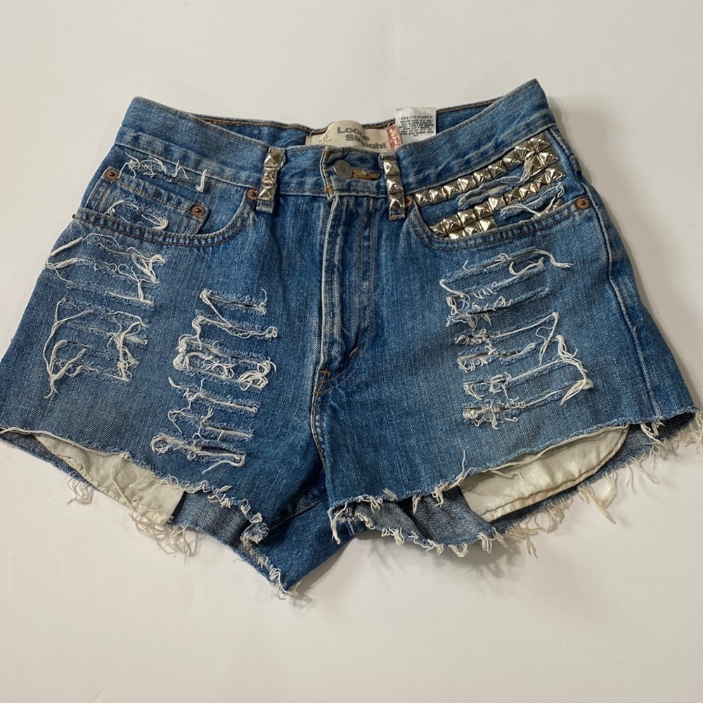 Levi’s 569 Loose High Waist Studded Jean Shorts Size 27